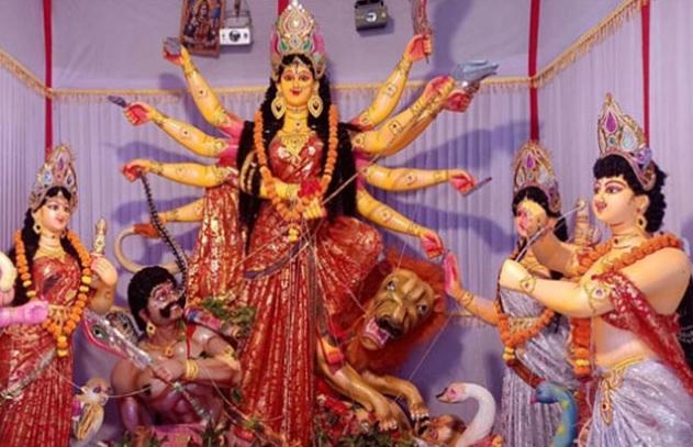 আরতি দিতেই মৃত্যুর কোলে ঢেলে পড়ে অর্চনা রানী